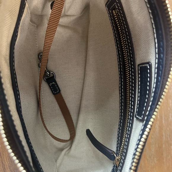 Dooney Penrose Hobo‎ 25 in Midnight Blue - Picture 11 of 15